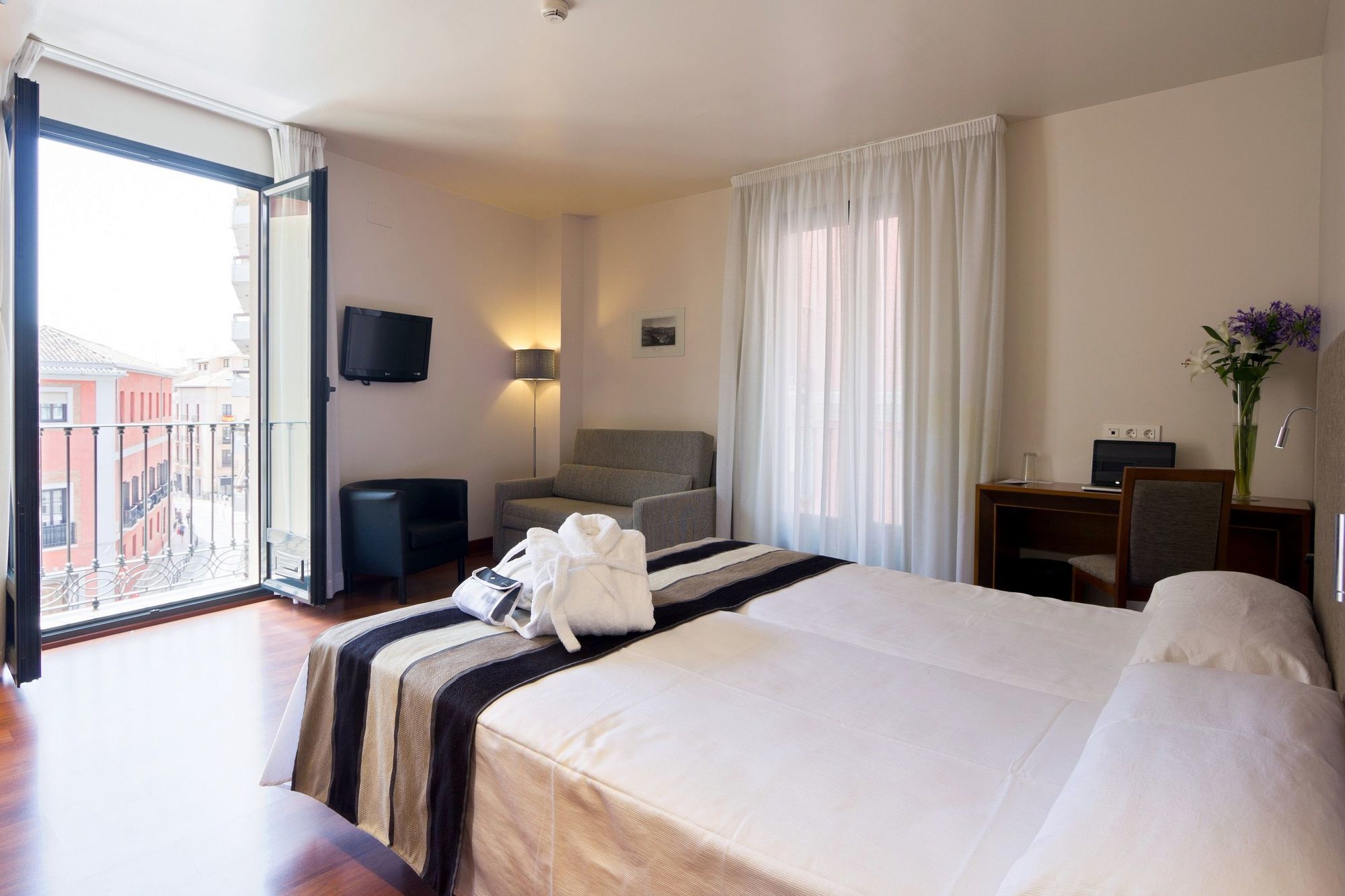 Monjas Del Carmen Hotel Granada Bilik gambar